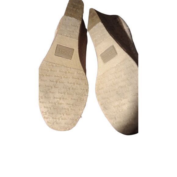 Toms Women's Size 7.5 Cream Colored Wedges, Espadrille, Sandals - Picture 5 of 8